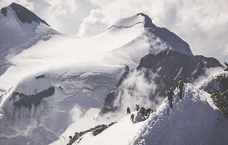 Bernina Hochtouren mit Bergführer. Biancograt. Piz Palü Überschreitung mit Bergführer