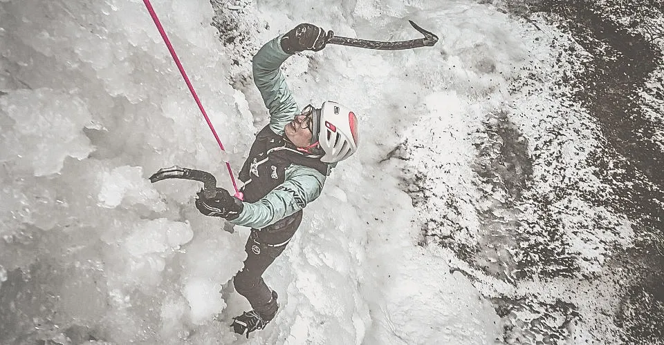 Eisklettern lernen beim Schnupperkurs in der Breitenau