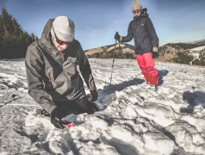 Piepstraining beim Lawinenkurs