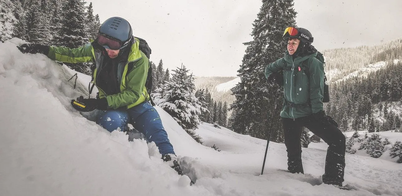 LVS Suche beim Skitourenkurs Light